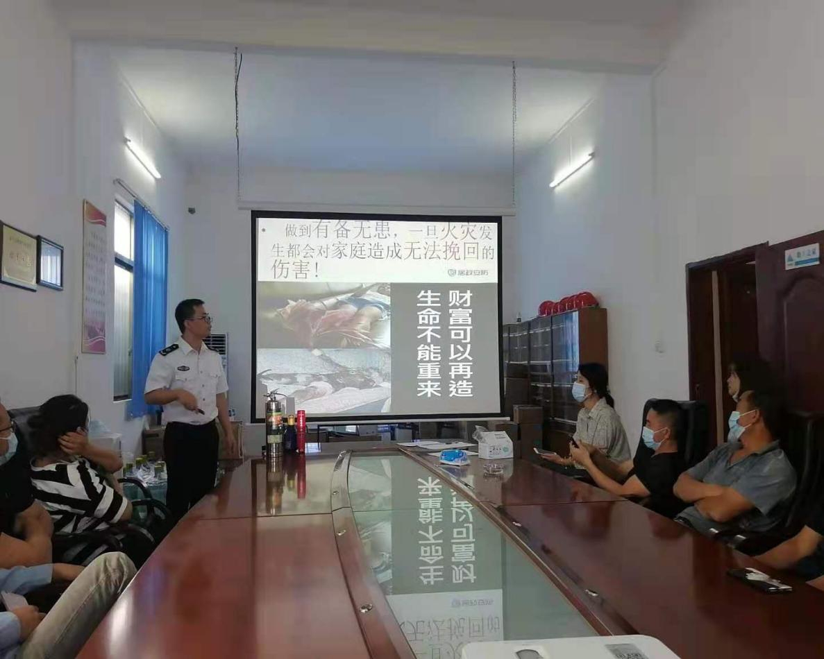 生命不能重來，財富可以再造——湛江港創(chuàng)公司開展消防安全知識培訓(xùn)和現(xiàn)場演練活動